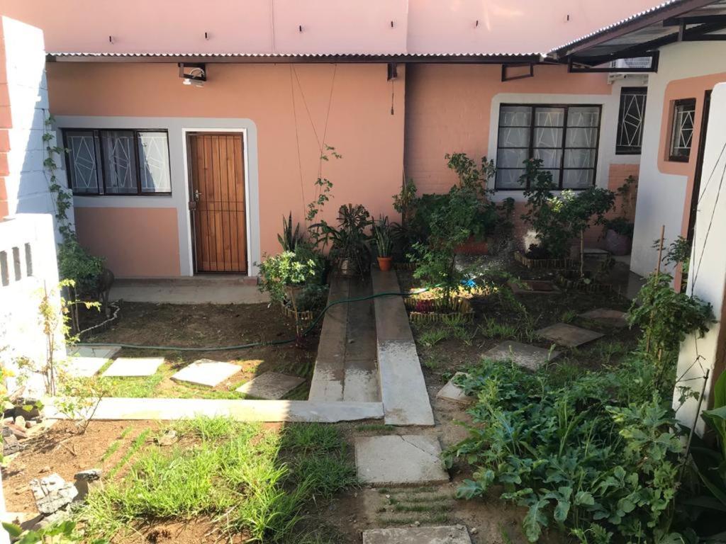 Urbanlife Keetmanshoop Accommodation Exterior foto