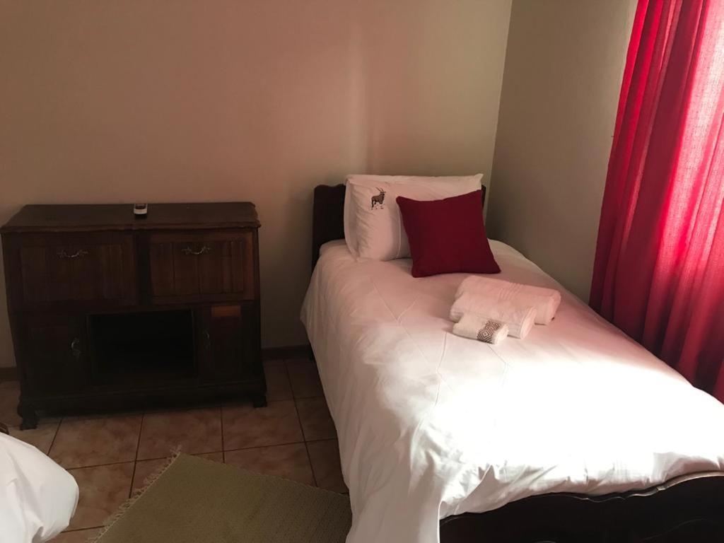 Urbanlife Keetmanshoop Accommodation Exterior foto